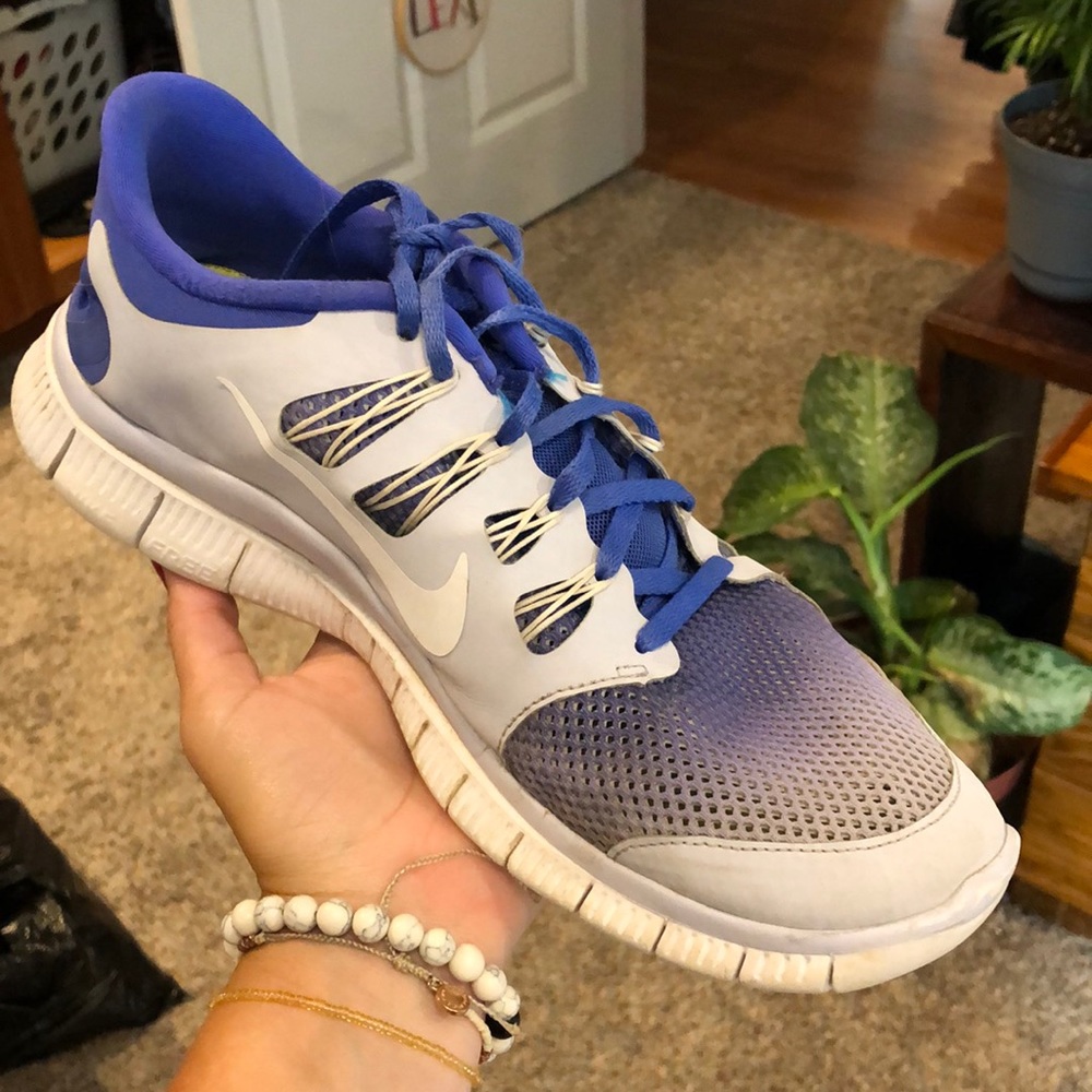 Ombré Nike tennis shoes